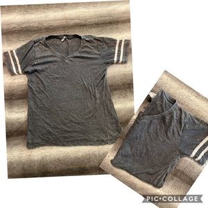 Medium Exist Distressed Like Tee